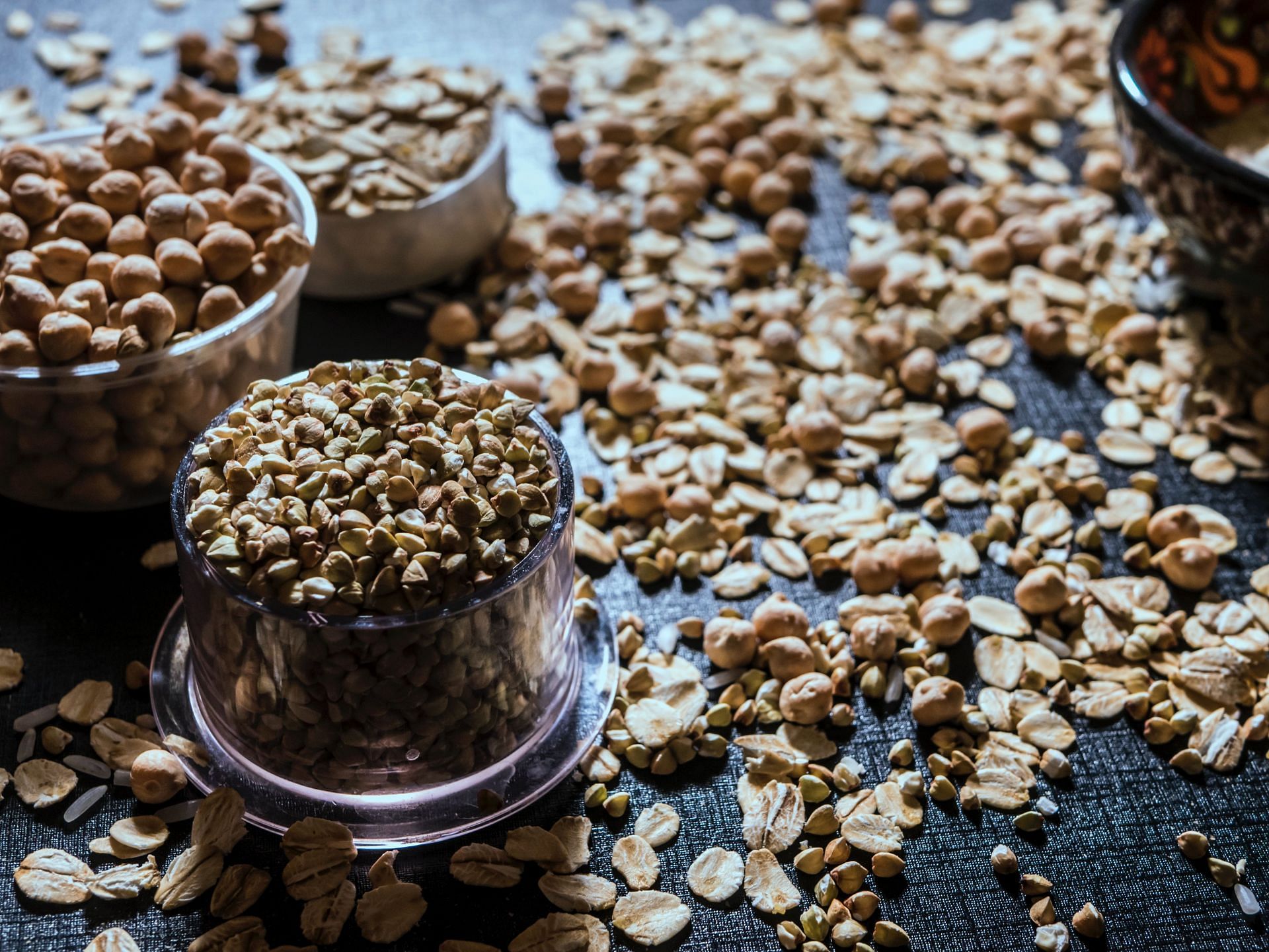 Whole grains are the way to go if you are looking at weight loss (Image via Pexels @Mike)